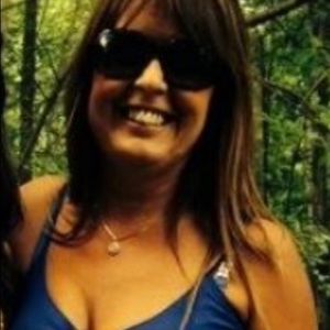 Meet your Posher, Laury